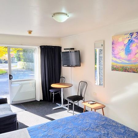 Cambrian Lodge Motel Cambridge Extérieur photo